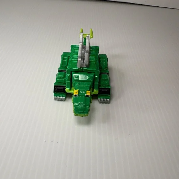 DreamWorks Dinotrux Garby Diecast 4" Green Dinosaur Vehicle Metal Toy 2015 - Picture 2 of 6
